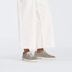 Bend Low Suede Leather Embossed