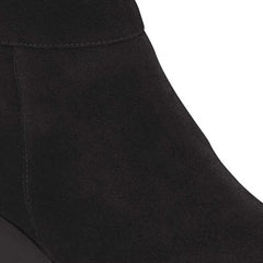 Ebba Suede Leather